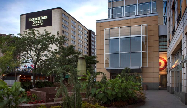 DoubleTree Suites by Hilton Minneapolis Downtown - Minneapolis, MN