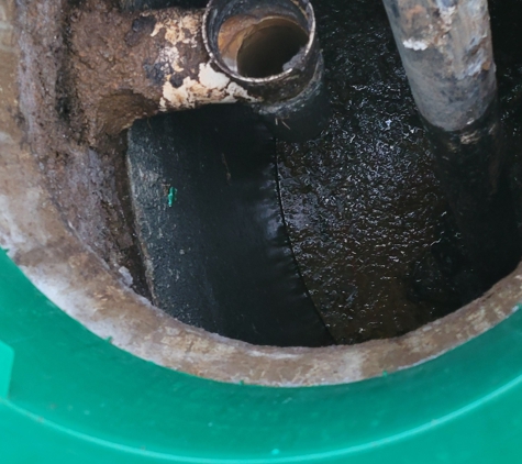 B&J Septic Services - Loveland, CO. PUMPING SERVICES