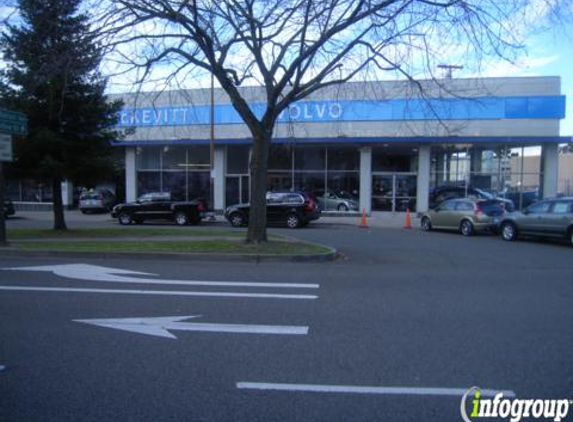 McKevitt Chrysler Dodge Jeep Ram FIAT - Berkeley, CA