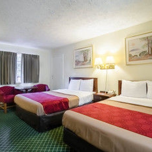 Econo Lodge - Williamsburg, VA