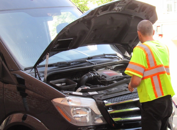 Chula Vista Roadside Assistance - Chula Vista, CA. Battery jump start Chula Vista