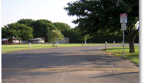 Shallowater Mobile Home & RV Park - Shallowater, TX