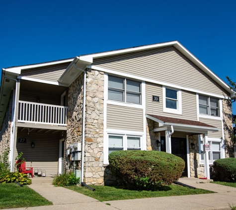 Sandstone Apartments - Greenwood, IN