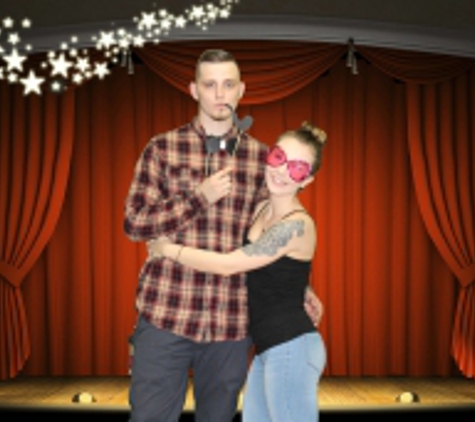 Family Fun Photo Booth - Fairfield, CA