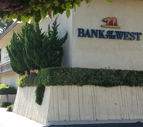 Bank of the West - Temple City, CA. Outside