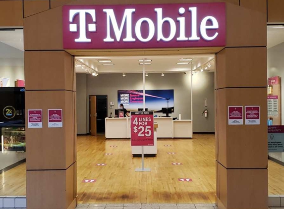 T-Mobile - Moline, IL