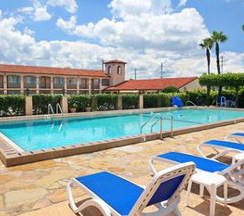 La Fiesta Ocean Inn & Suites with Beachfront Bed And Breakfast - Saint Augustine, FL