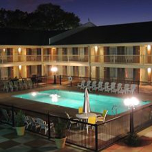 The Guest Lodge Gainesville - Gainesville, GA
