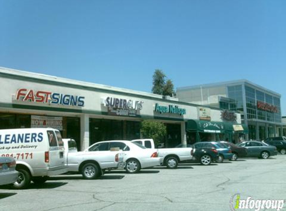 Supercuts - Tarzana, CA