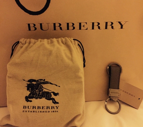 Burberry Outlet - Orlando, FL