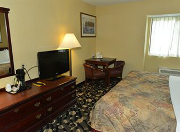 Baymont Inn & Suites - Branford, CT