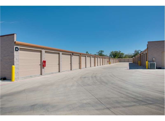 Extra Space Storage - Arlington, TX