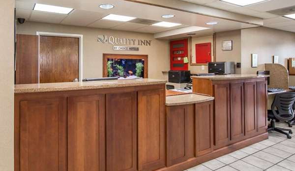 Quality Inn Merchants Drive - Knoxville, TN