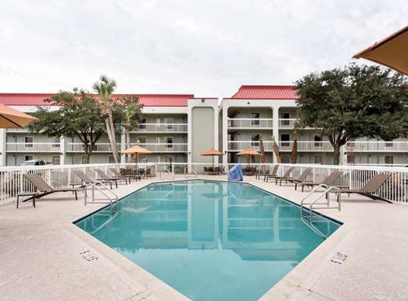 Quality Inn Gulfport I-10 - Gulfport, MS