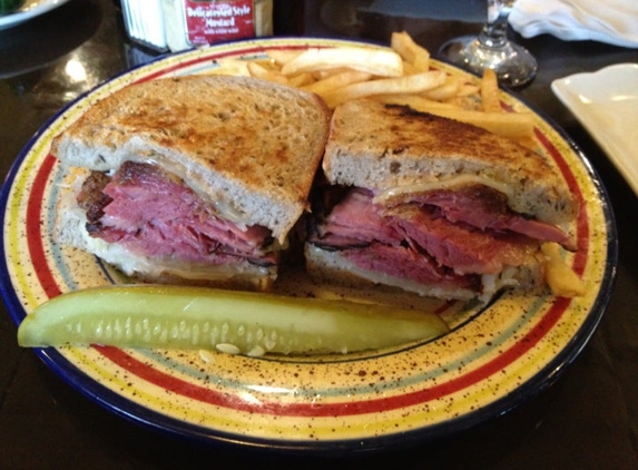 Pickles Authentic New York Delicatessen - Longwood, FL