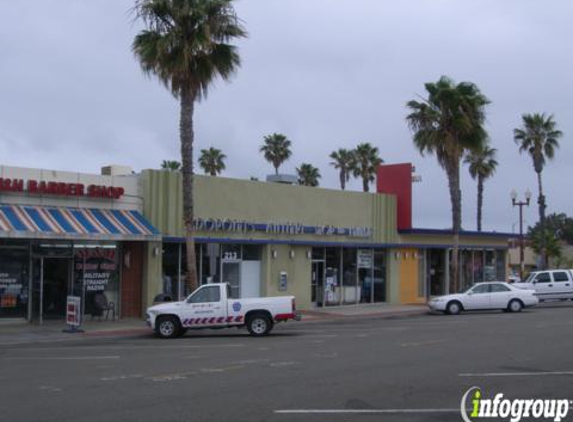 Dorthy's Military Shop - Oceanside, CA