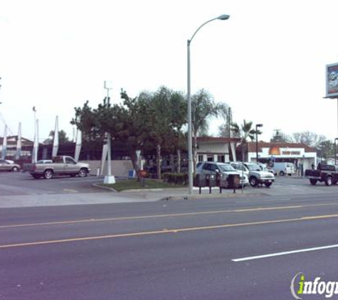 Mountain Avenue Car Wash - Ontario, CA