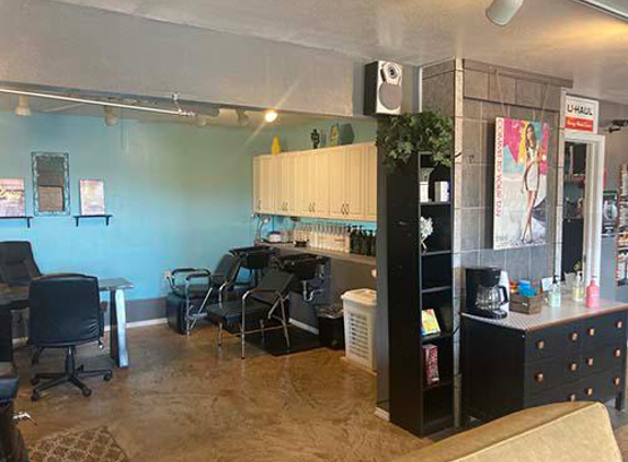 All About Me Salon & Spa - Hollister, MO