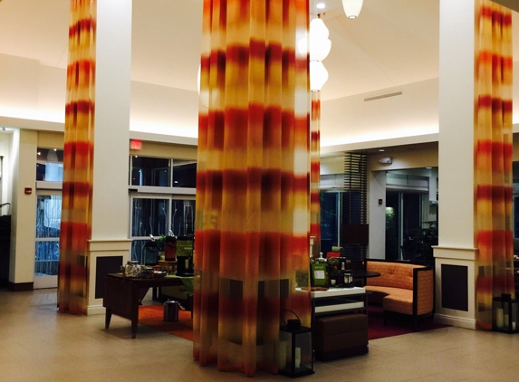 Hilton Garden Inn Charlotte Airport - Charlotte, NC