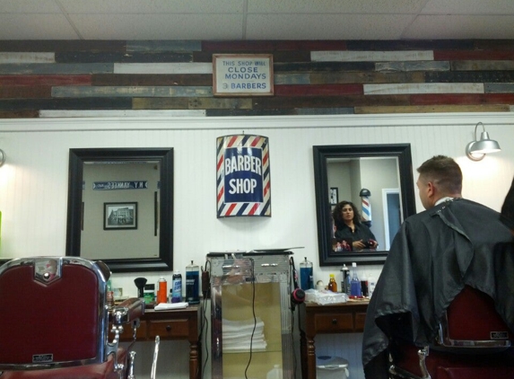 South Windsor Barber Shop - South Windsor, CT