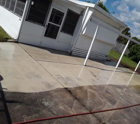 Ray's Professional Exterior Cleaning & Restoration - Stuart, FL