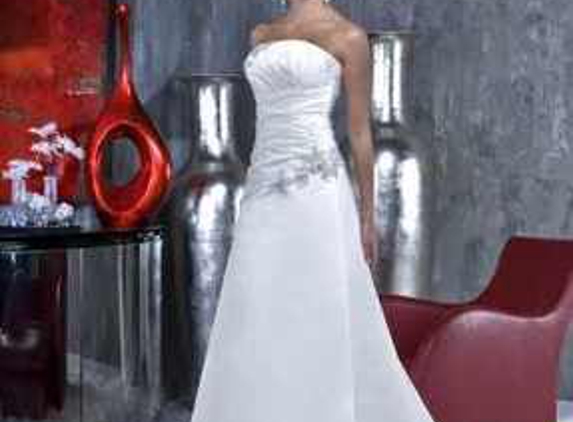 Sarasota Wedding Dresses - Sarasota, FL