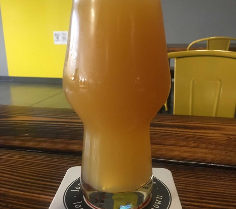 House 6 Brewing Company - Ashburn, VA