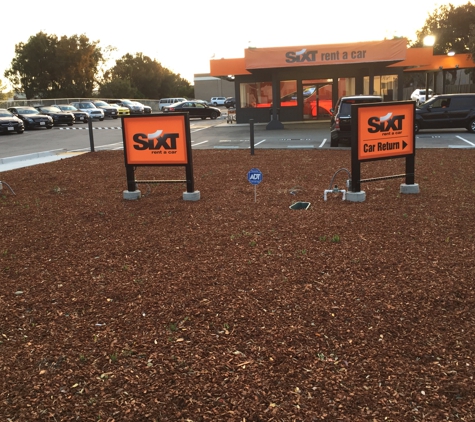 SIXT ride Car Service Indianapolis - Indianapolis, IN