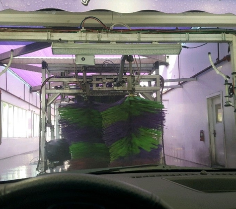 Ultra Clean Express Car Wash - Las Vegas, NV