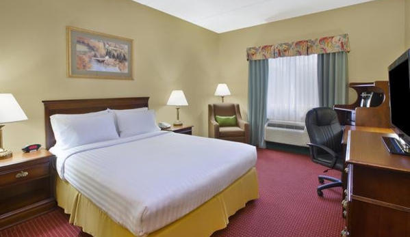 Holiday Inn Express Irwin (Pa Tpk Exit 67) - Irwin, PA