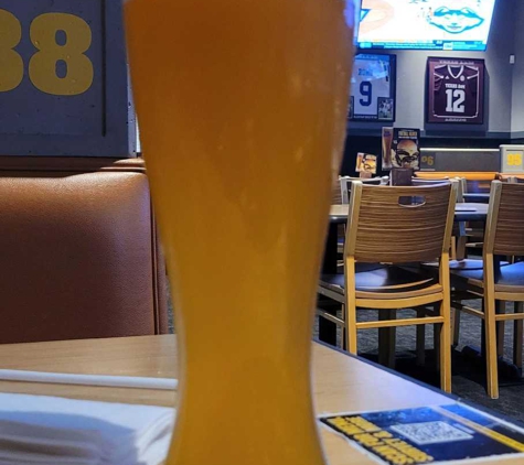 Buffalo Wild Wings - Longview, TX