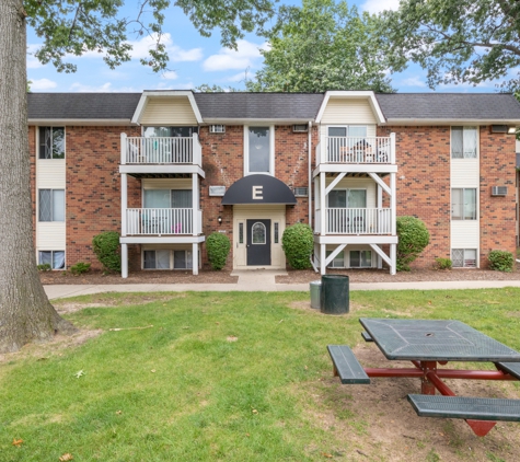 Sunnydale Estates Apartments - Toledo, OH