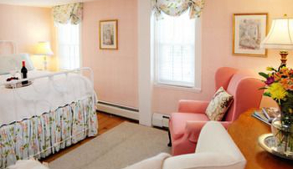 The Blushing Oyster Bed & Breakfast - Yarmouth Port, MA