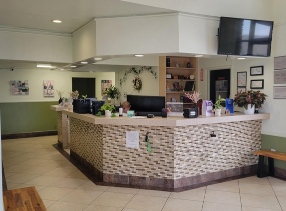 Pico Rivera Animal Hospital - Pico Rivera, CA