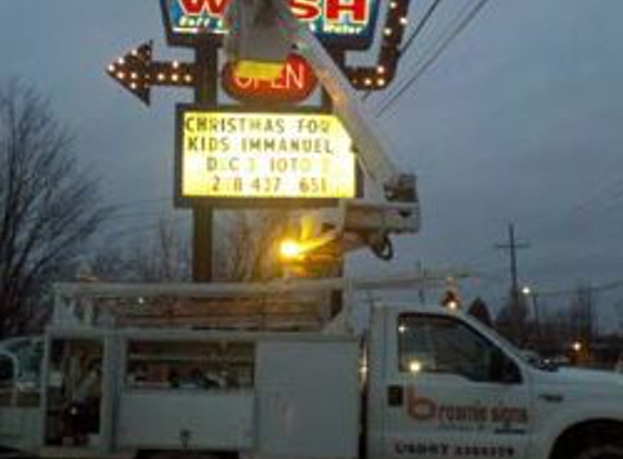 Brownie Signs - South Lyon, MI