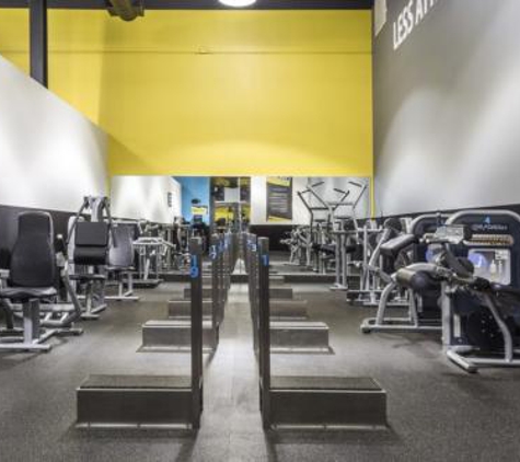 Chuze Fitness - Westminster, CA