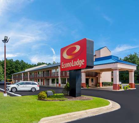 Econo Lodge - Battleboro, NC