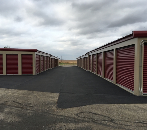 Lockbox Self Storage - Mount Morris, IL - Mount Morris, IL