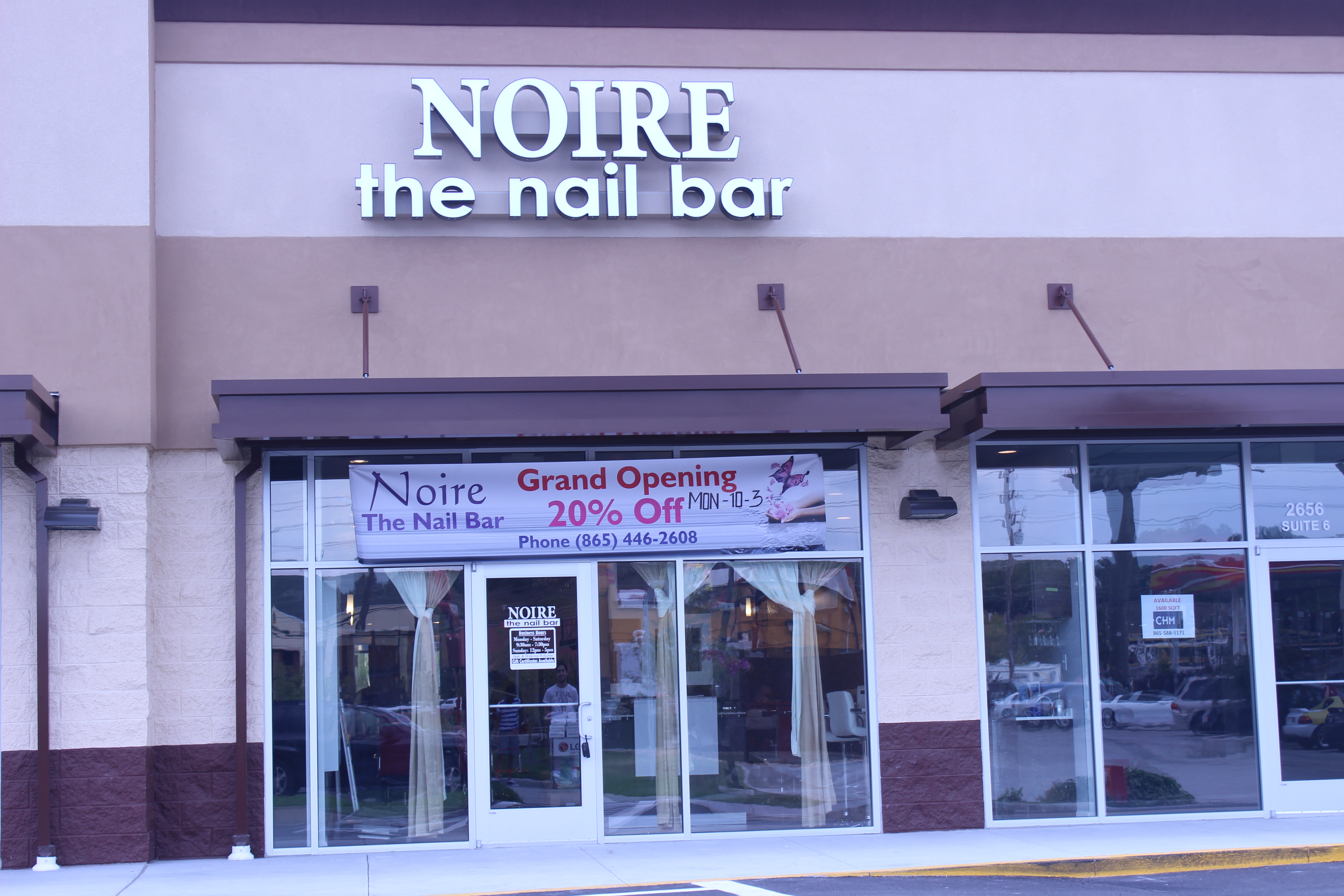 noire-the-nail-bar-pigeon-forge-tn-37863