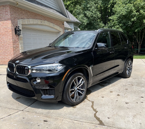 Grasslot Boys Mobile Detailing - Lake In The Hills, IL. Full detail SUV