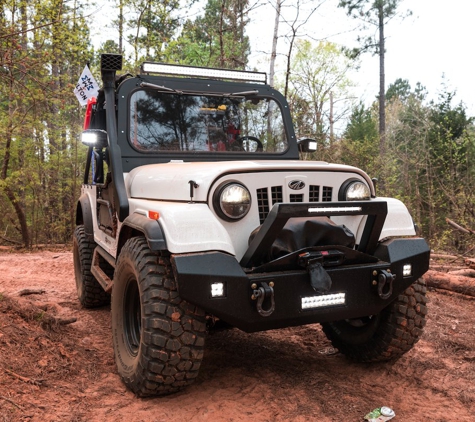 Maxxsonics USA Inc - Lake Zurich, IL. HIFONICS installed in the Mahindra ROXOR