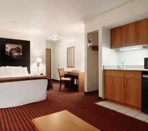 Super 8 by Wyndham La Crosse - La Crosse, WI