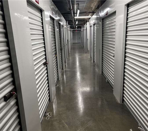 Extra Space Storage - Newark, DE