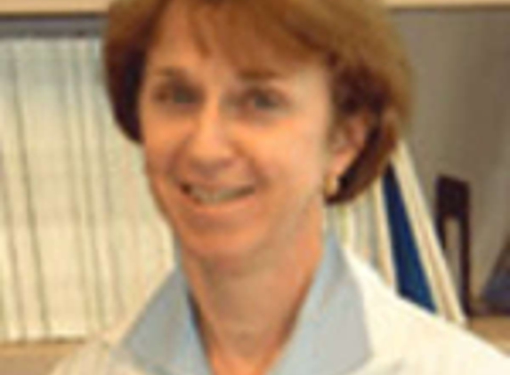 Dr. Rosemary E McIntyre, MD - Oxnard, CA
