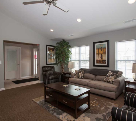 Beacon Pointe Townhomes - Hamilton, OH