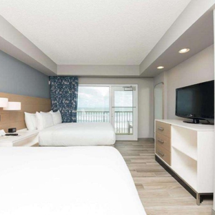 DoubleTree Suites by Hilton Hotel Melbourne Beach Oceanfront - Melbourne, FL