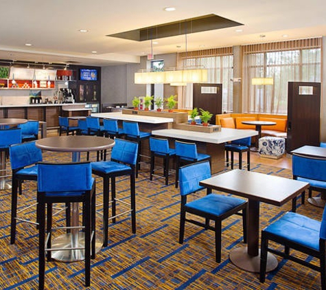 Courtyard by Marriott - Montvale, NJ