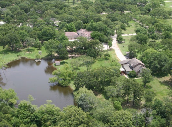 Caney Creek Lodge - Teague, TX