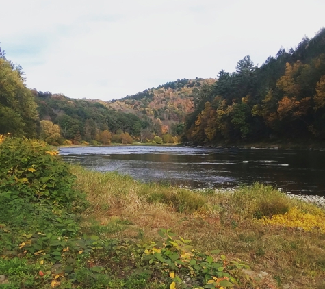 Upper Delaware Scenic & Recreational River - Beach Lake, PA