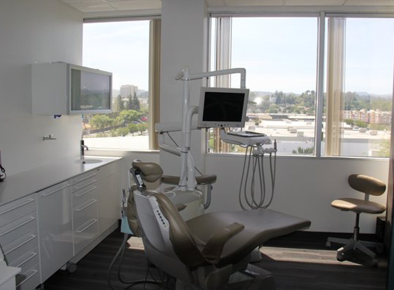 ArtLab Dentistry Woodland Hills - Woodland Hills, CA